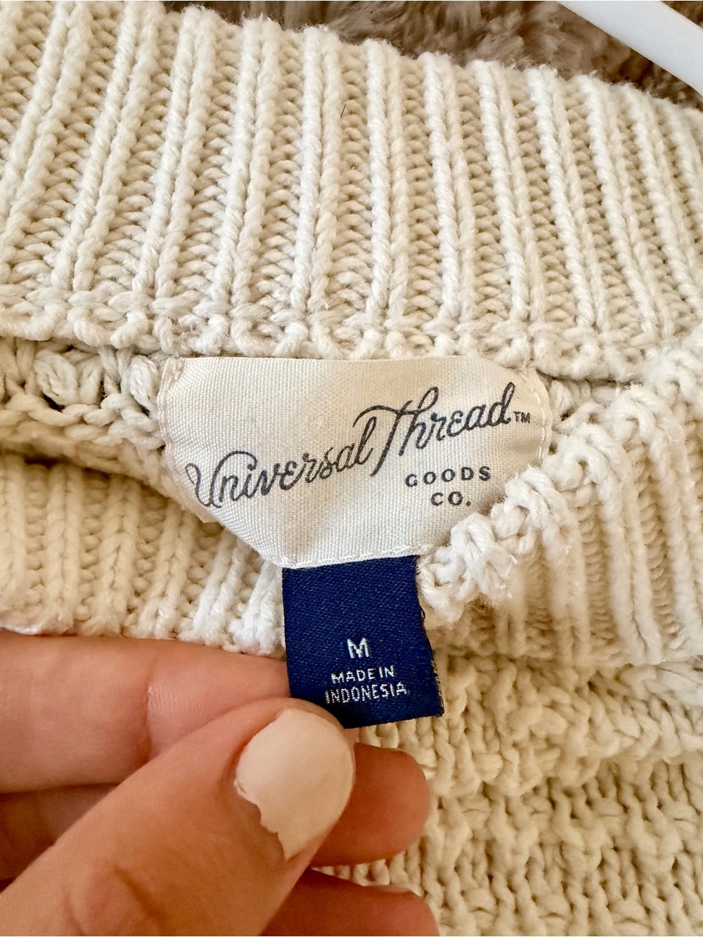 Universal Thread Sweater - Picture 3 of 3